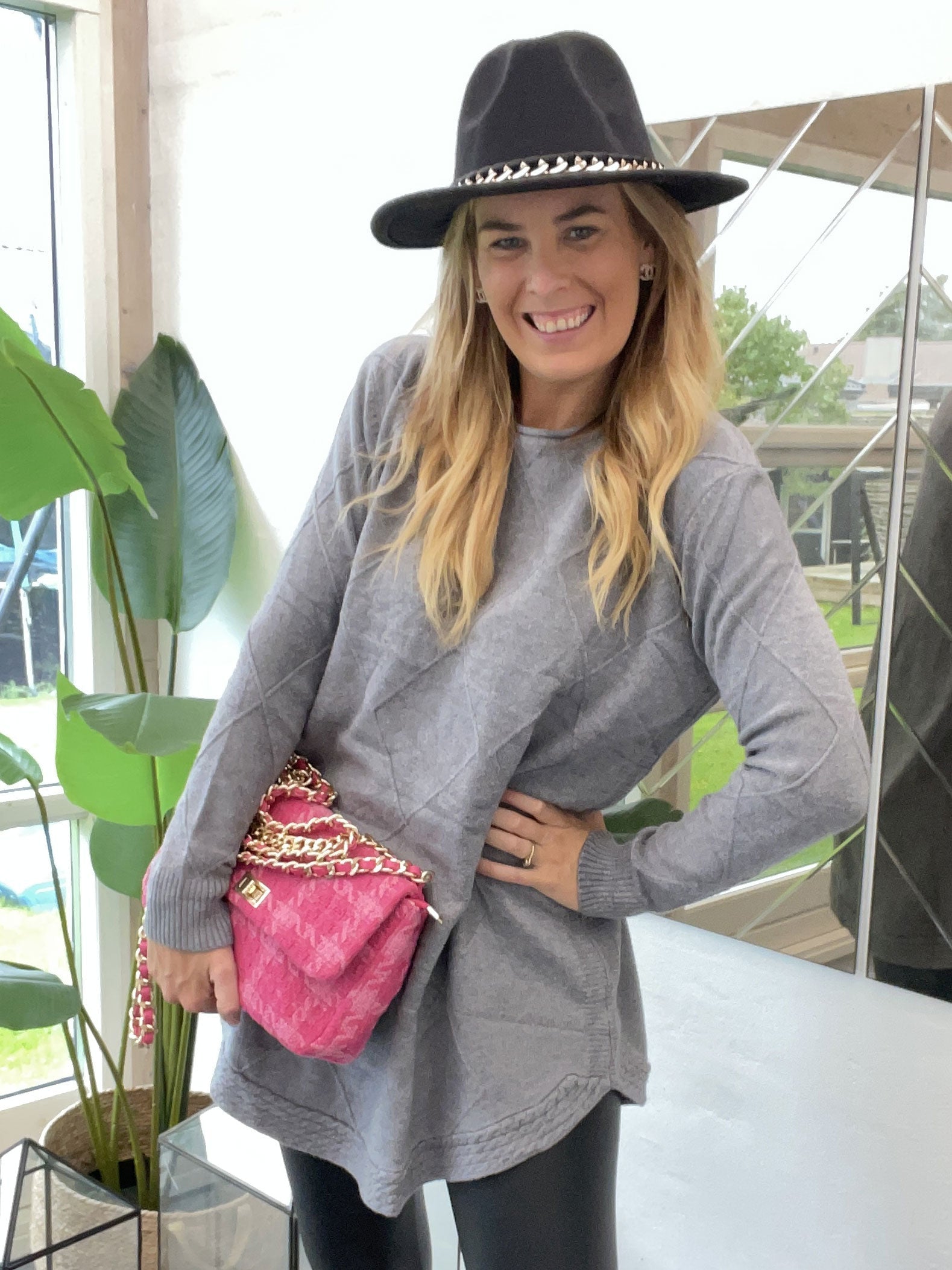 Debbie - Lång blus i mjuk stickning